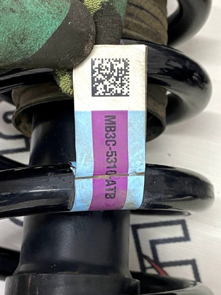 Стойка (Комплект) Bronco 2022 U725 KB3E