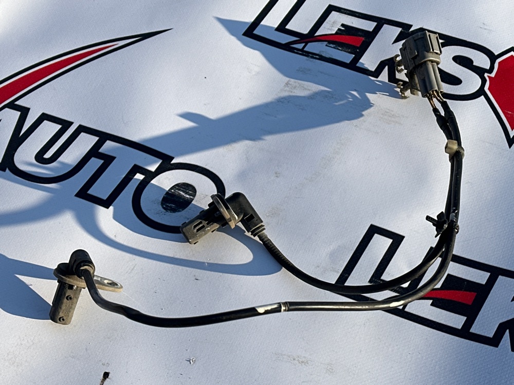 Датчик ABS задний задний Nissan Stagea 2004 NM35 VQ25DET 47900AL505 контрактная