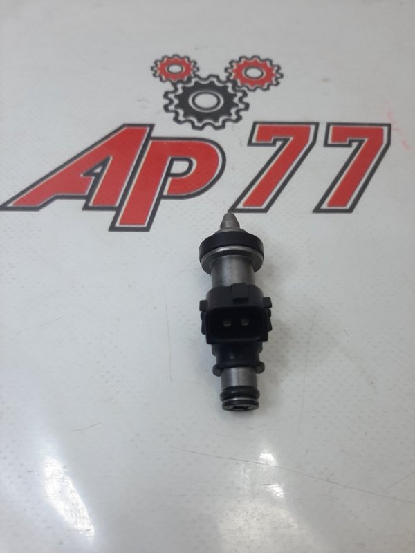 Инжектор форсунка топливная Honda 20T2N
