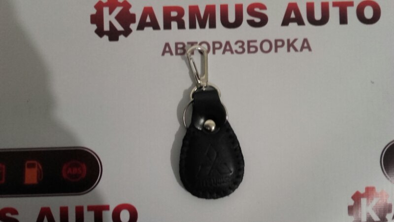 Брелок Nissan КОЖАНЫЙ Брелок Nissan КОЖАНЫЙ