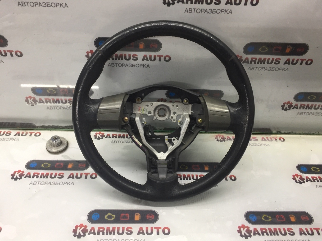Руль Toyota Wish ZNE10 1ZZFE Руль Toyota Wish ZNE10 1ZZFE