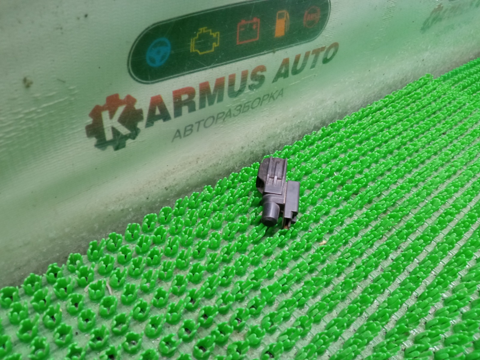 Датчик наружной температуры Mark II JZX110 1JZFSE Датчик наружной температуры Mark II JZX110 1JZFSE