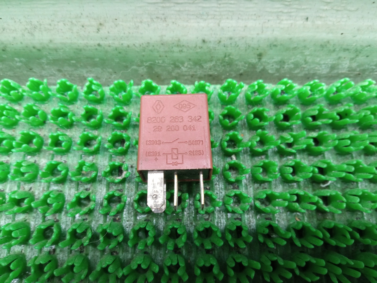 Реле Logan LS0 K7J Реле Logan LS0 K7J