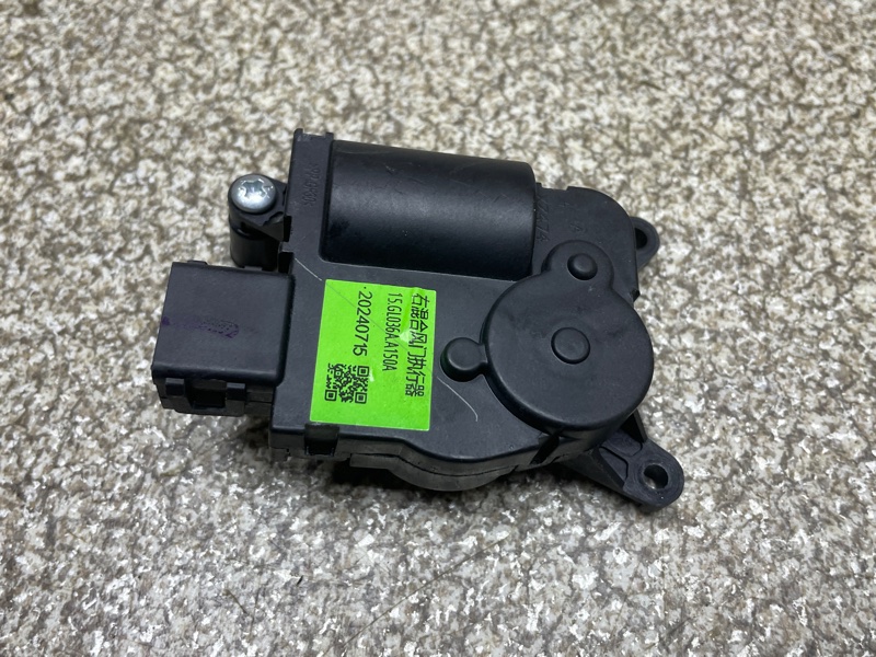 моторчик заслонки печки GL036AA150A