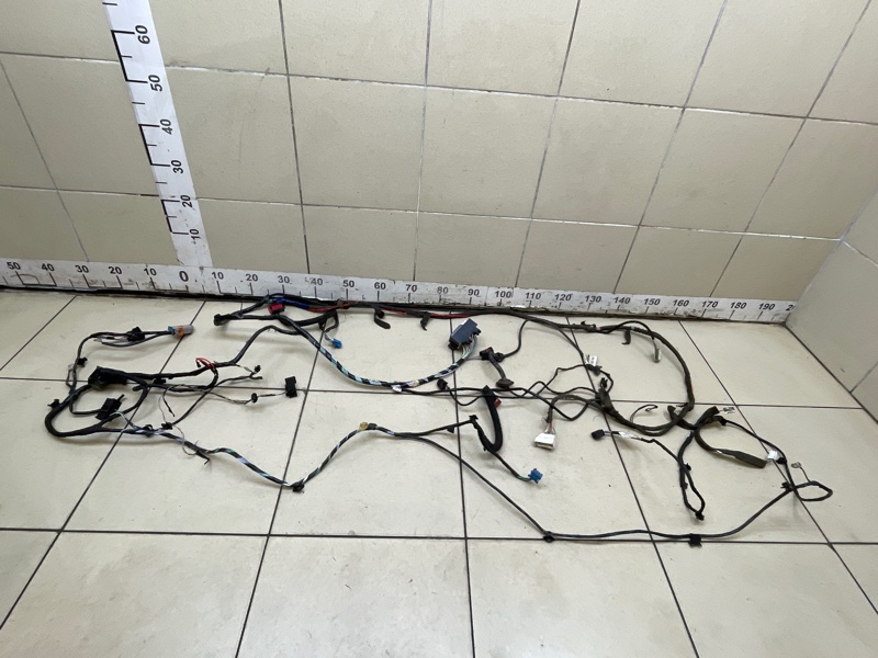 Электропроводка салона 240148919R