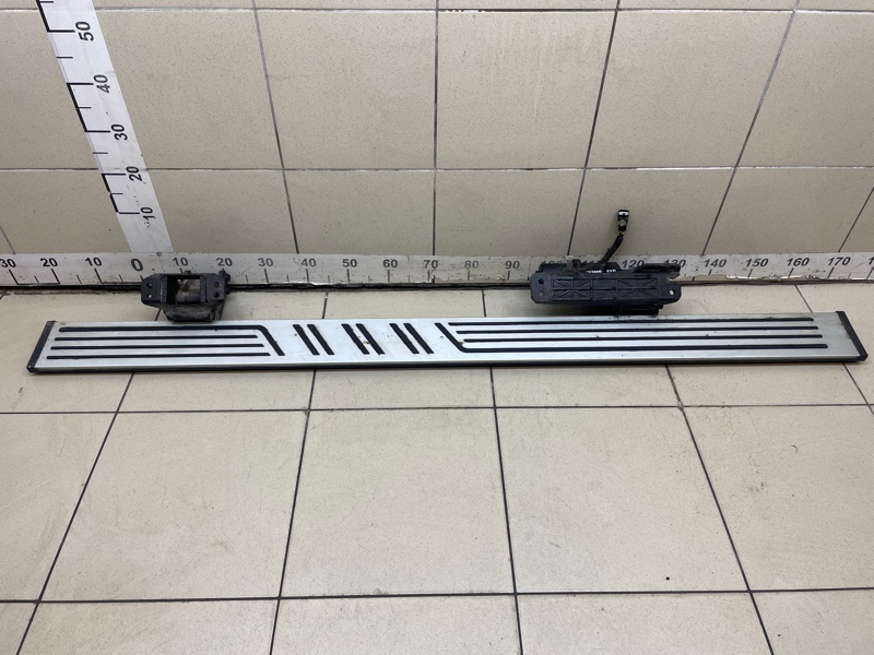 Подножка порога выдвижная 5150600XKV3AA