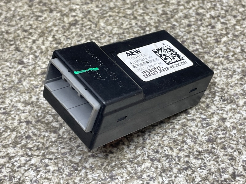 блок управления сиденьем 7003165XKV3AA