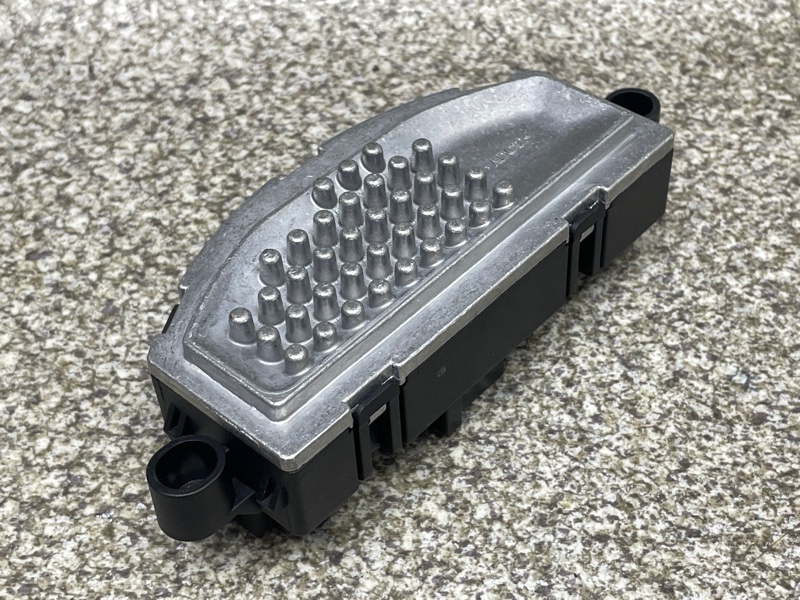 Резистор отопителя 5QD907521B