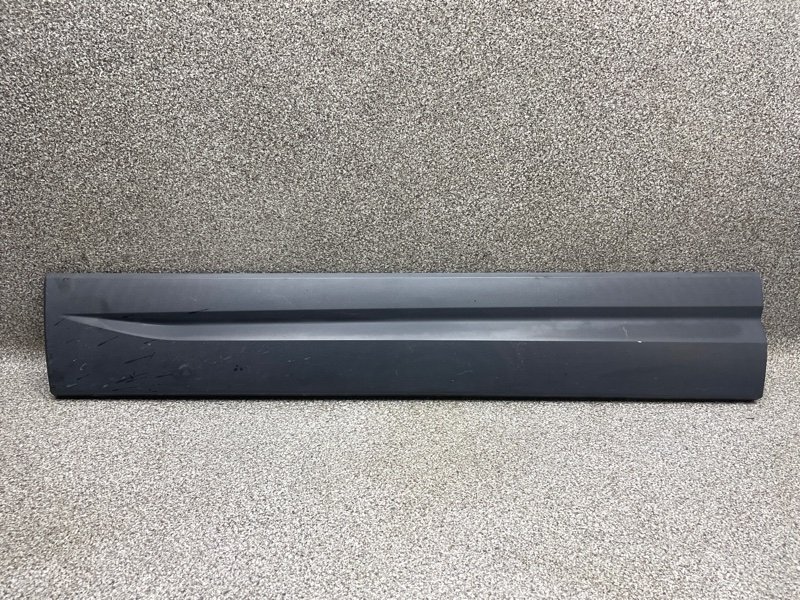 накладка двери 5CG854939