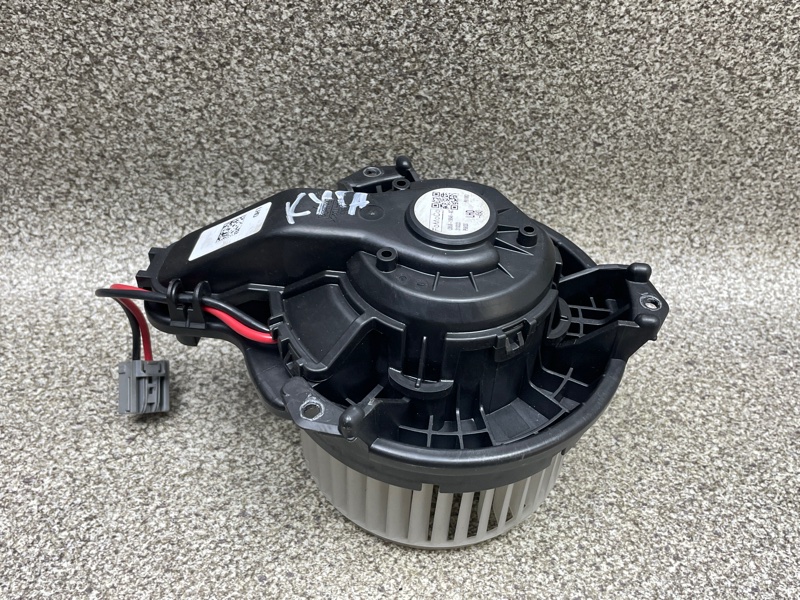 Моторчик печки JX6A19846AC