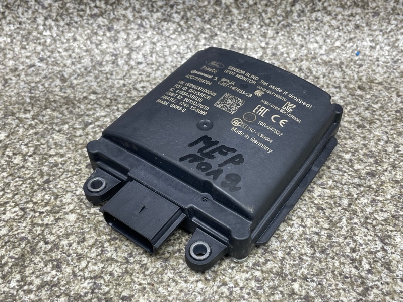 Датчик контроля слепых зон LJ6T14D453CB