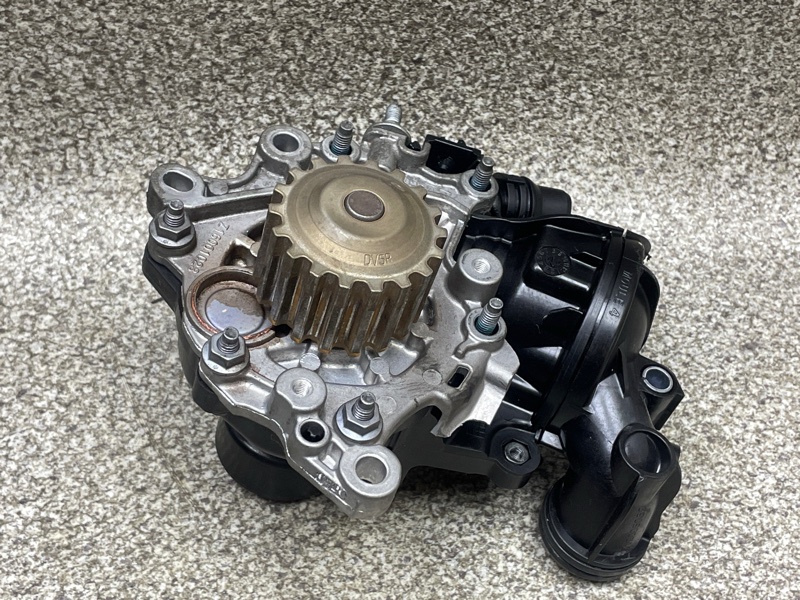 Насос водяной, помпа Z12004411