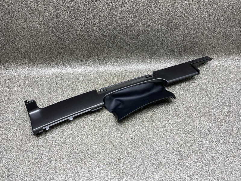 накладка торпедо F165306810CJ