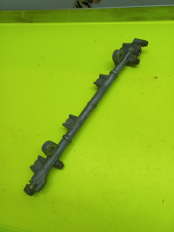 Топливная рейка TOWN ACE NOAH 1998 SR50G 3S