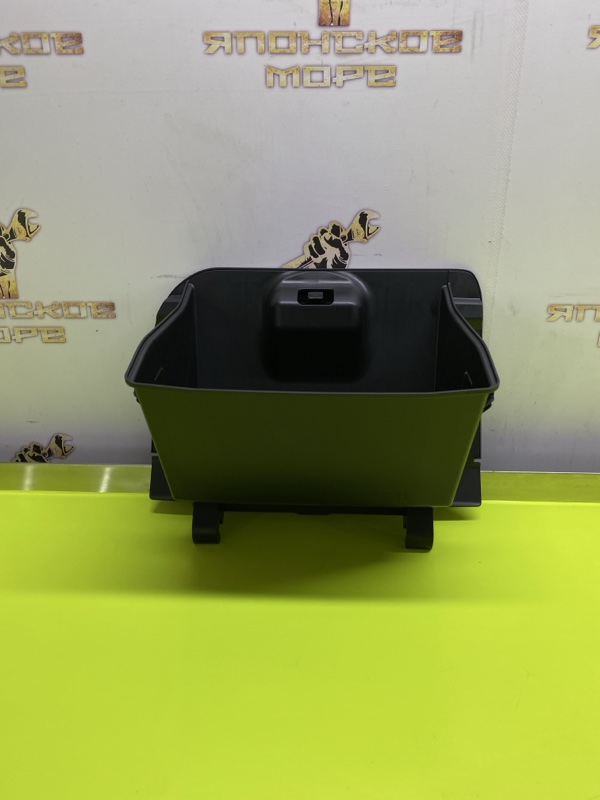 Бардачок HUSTLER 2023/5 MR52S-319522 R06A Бардачок HUSTLER 2023/5 MR52S-319522 R06A