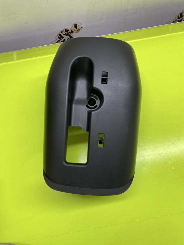 Кожух рулевой колонки HUSTLER 2023/5 MR52S-319522 R06A