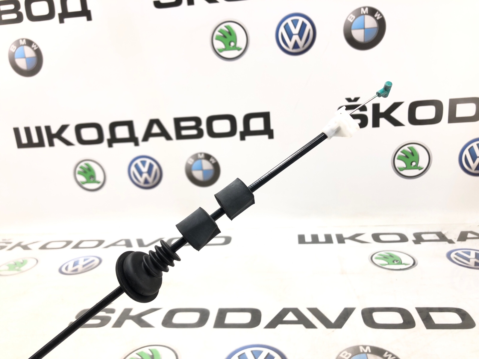 Замок двери передний правый Octavia RS 2014 A7 (5E)