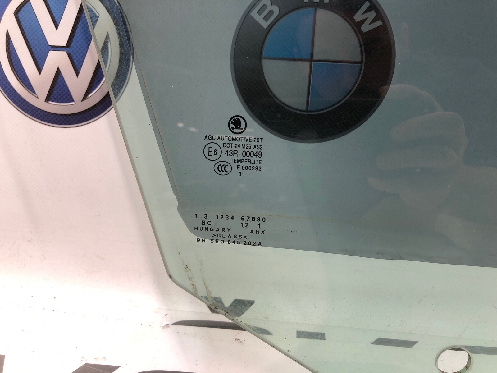 Стекло двери переднее правое Octavia RS 2014 A7 (5E)