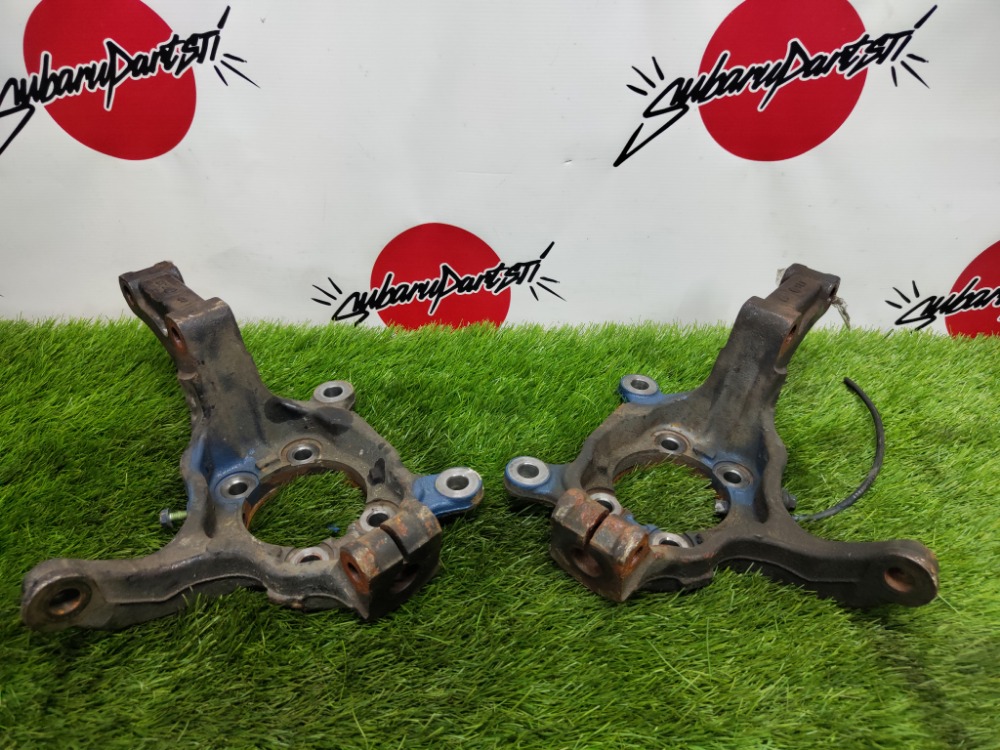 Кулак поворотный передний Nissan X-trail 2013 NT31 MR20 40015JY00A новая