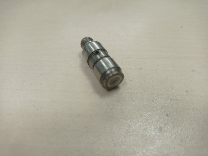 Толкатель клапана гидравлический (Гидрокомпенсатор) Polo 5 поколение 2011 CFNA (1600CC / 105hp / 77kW SRE)