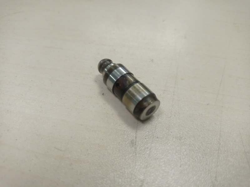 Толкатель клапана гидравлический (Гидрокомпенсатор) VOLKSWAGEN Polo 5 поколение CFNA (1600CC / 105hp / 77kW SRE)