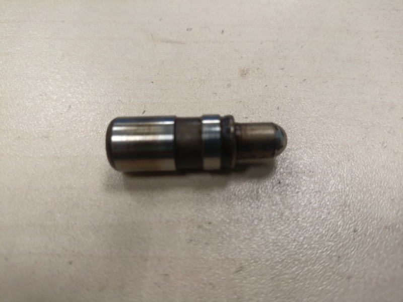 Запчасть толкатель клапана гидравлический (гидрокомпенсатор) TOYOTA COROLLA 10 поколение 2007 1ZRFE 1600CC 1375075020 Б/У Толкатель клапана гидравлический (Гидрокомпенсатор) TOYOTA COROLLA 10 поколение 2007 1ZRFE 1600CC 1375075020 Б/У