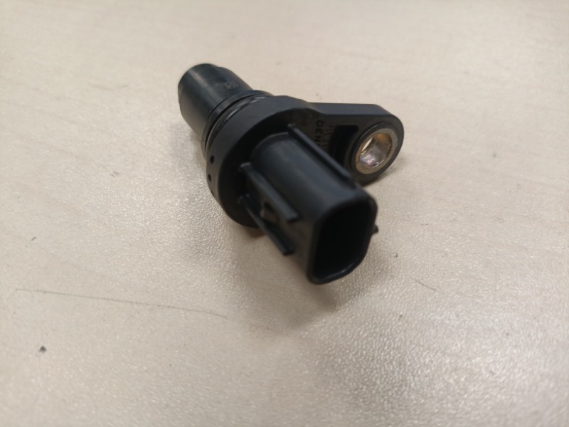Датчик положения распредвала TOYOTA COROLLA 10 поколение 1ZRFE 1600CC Датчик положения распредвала TOYOTA COROLLA 10 поколение 1ZRFE 1600CC