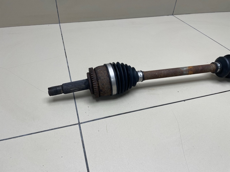 Полуось передняя левый KIA RIO 3 поколение Полуось передняя левый KIA RIO 3 поколение