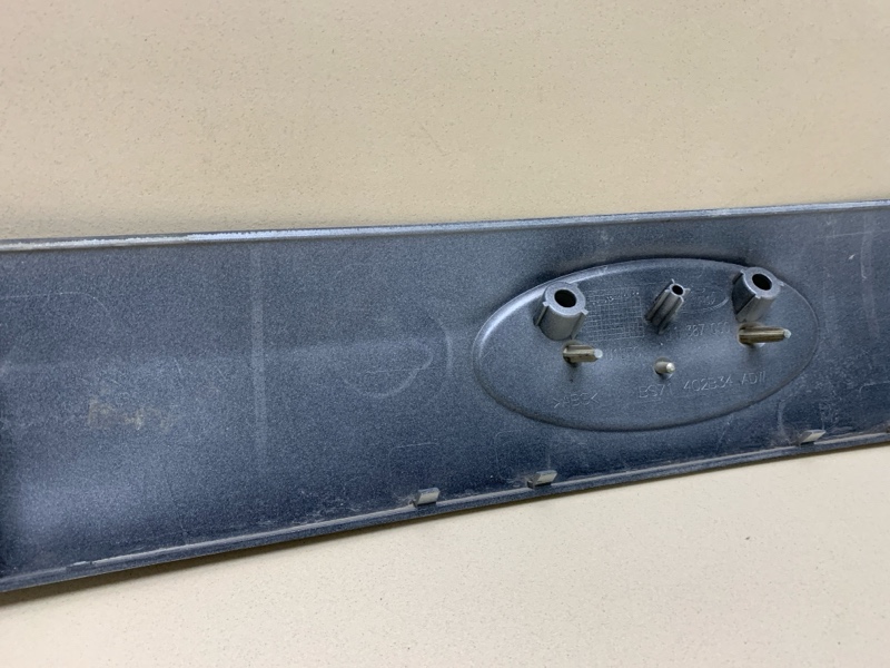 Накладка крышки багажника MONDEO 2011 2.3L Duratec-HE (160PS) - MI4