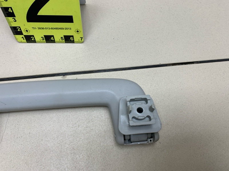 Ручка внутренняя потолочная задняя MONDEO 2011 2.3L Duratec-HE (160PS) - MI4 Ручка внутренняя потолочная задняя MONDEO 2011 2.3L Duratec-HE (160PS) - MI4