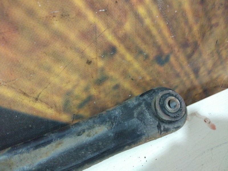 Рычаг подвески задний Cadillac Escalade LQ9