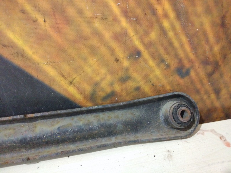 Рычаг подвески задний Escalade 2002 LQ9