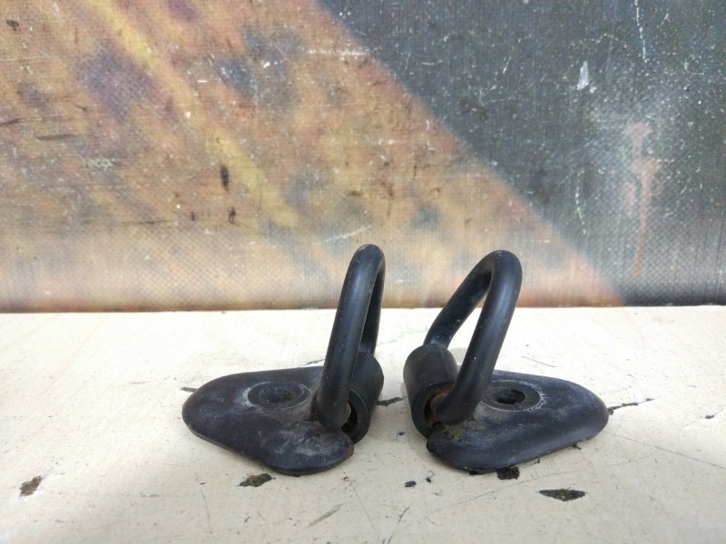 Петля багажника Cadillac Escalade 2002 LQ9 контрактная