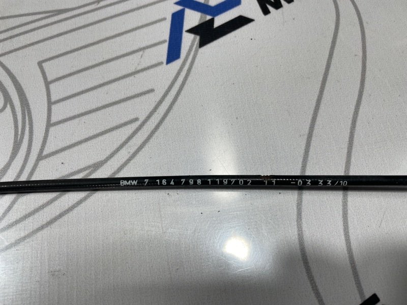 Трос капота X5 2010 E70 N55B30A