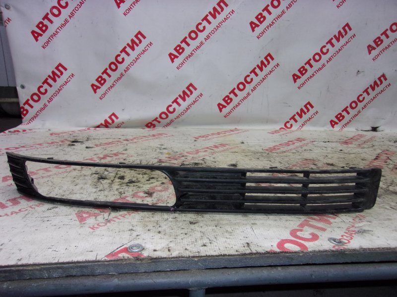 Решетка бамперная Mitsubishi Airtrek CU2W, CU4W 4G63 2001 правая