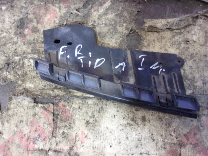 Крепление фары Nissan Tiida C11, JC11, NC11,SJC11, SC11, SNC11 HR15 2005 правое