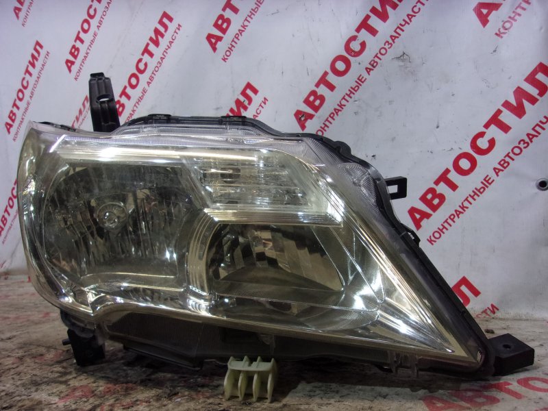 Фара Nissan Serena HC26, HFC26, C26, FC26, FNC26, NC26 MR20DD 2010-2013 передняя правая