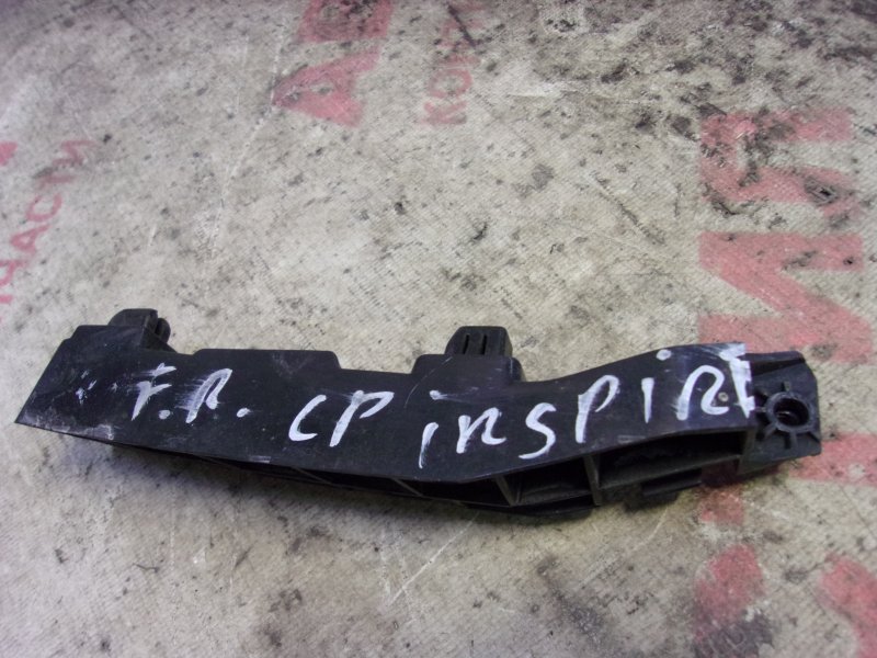 Крепление бампера Honda Inspire CP3 J35A 2007-2010 переднее правое