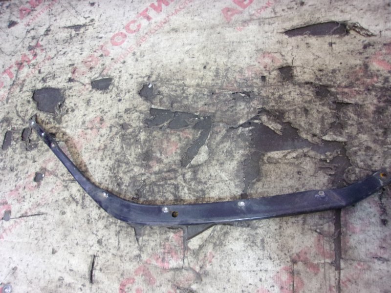 Кронштейн бампера Mitsubishi Lancer Cedia CS6A,CS2A, CS5A,CS5W,CS2W,CS3A 4G15 2001 передний правый