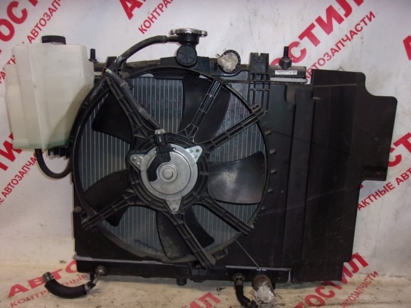 Радиатор основной Nissan Note ZE11, E11, NE11 HR15 2005
