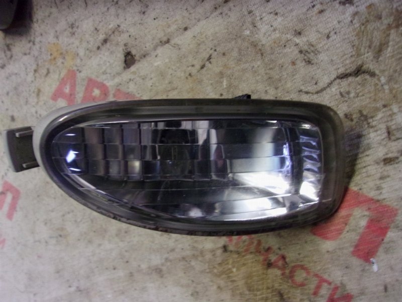 Туманка Toyota Estima AHR10W 2AZ-FXE 2003-2005 передняя правая