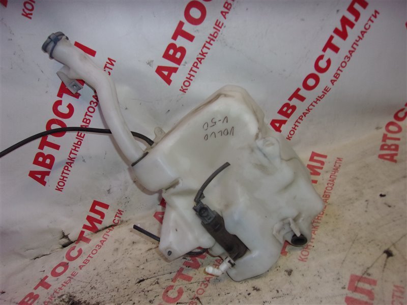 Бачок стеклоомывателя VOLVO V50 MW20 B5244S5 2005 (б/у)