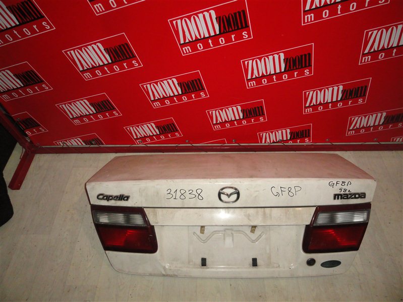 Крышка багажника Mazda Capella GF8P FS-DE 1997 задняя белый (б/у)