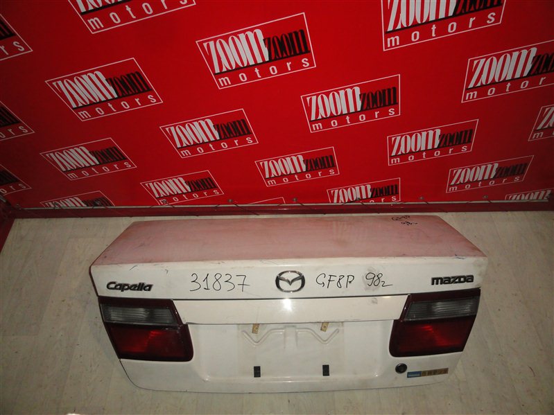 Крышка багажника Mazda Capella GF8P FS-DE 1997 задняя белый (б/у)