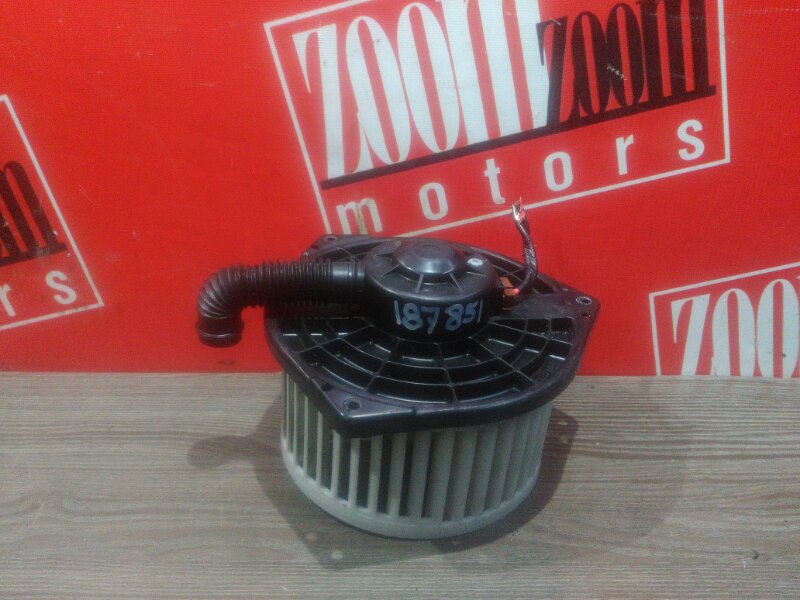 Вентилятор (мотор отопителя) Honda Stepwgn RK1 R20A 2009 (б/у)