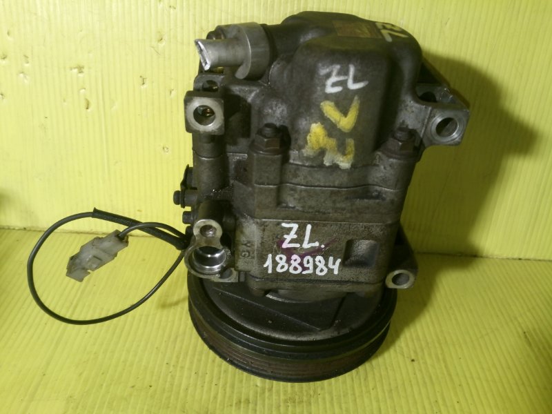 Компрессор кондиционера Mazda Familia BJ5P ZL-DE 1998 (б/у)