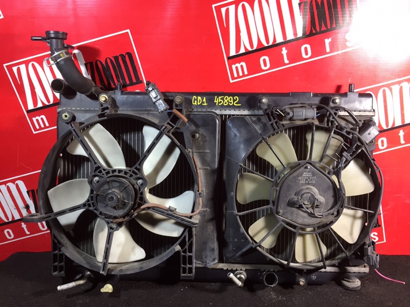 Радиатор двигателя Honda Fit GD1 L13A 2004 (б/у)
