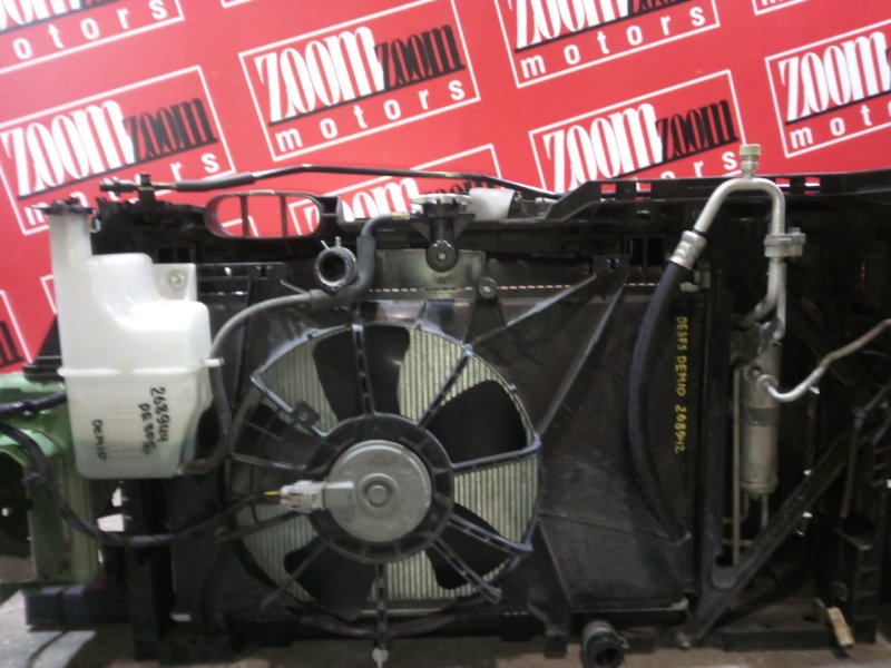 Радиатор двигателя Mazda Demio DE3FS ZJ-VE 2007 передний (б/у)