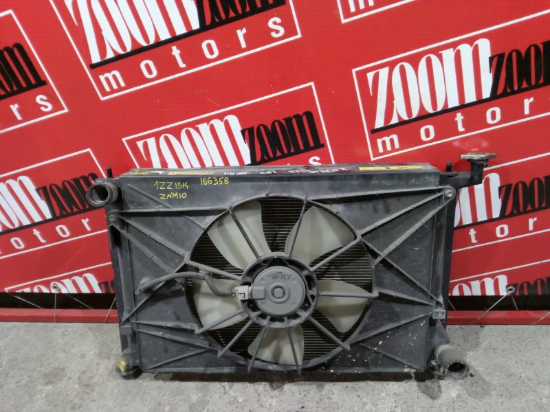 Радиатор двигателя Toyota Isis ZNM10 1ZZ-FE 2004