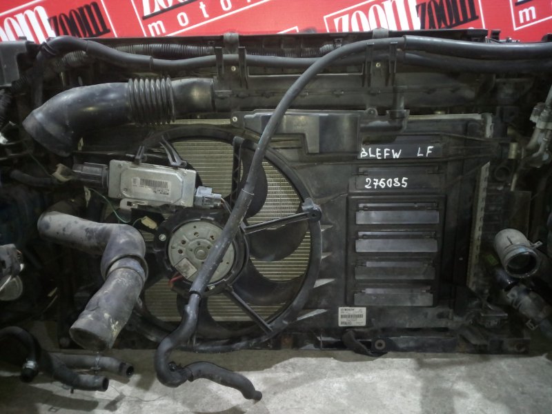 Радиатор двигателя Mazda Axela BLEFW LF-VDS 2009 передний (б/у)